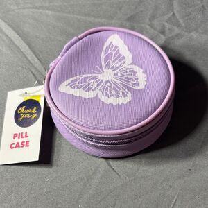 New Lavender Butterfly Round Pill Case
